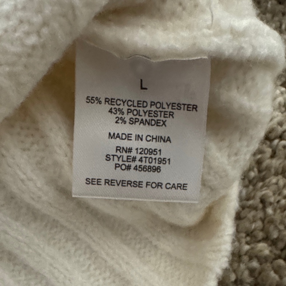 NWT Pink Rose Off-Shoulder Ribbed Cream Sweater Size L - Picture 4 of 5
